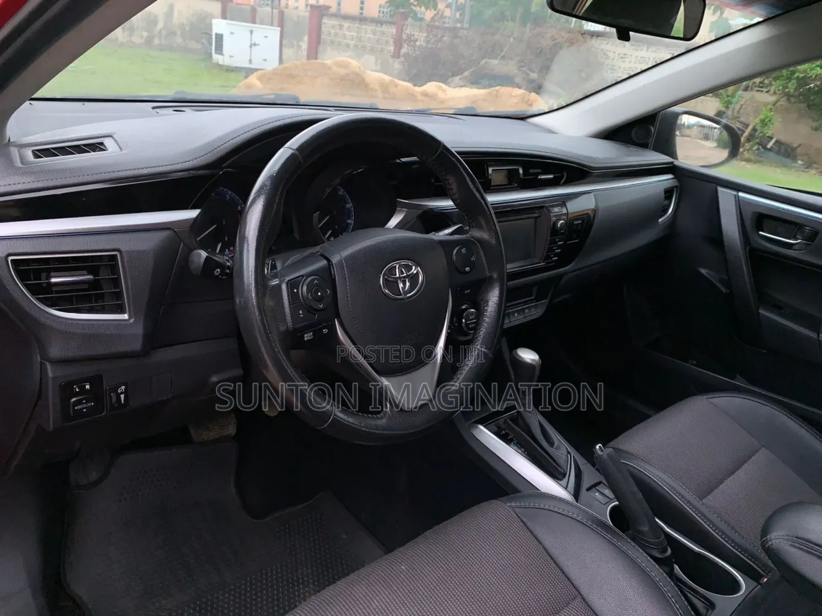 Toyota Corolla 2014 Red