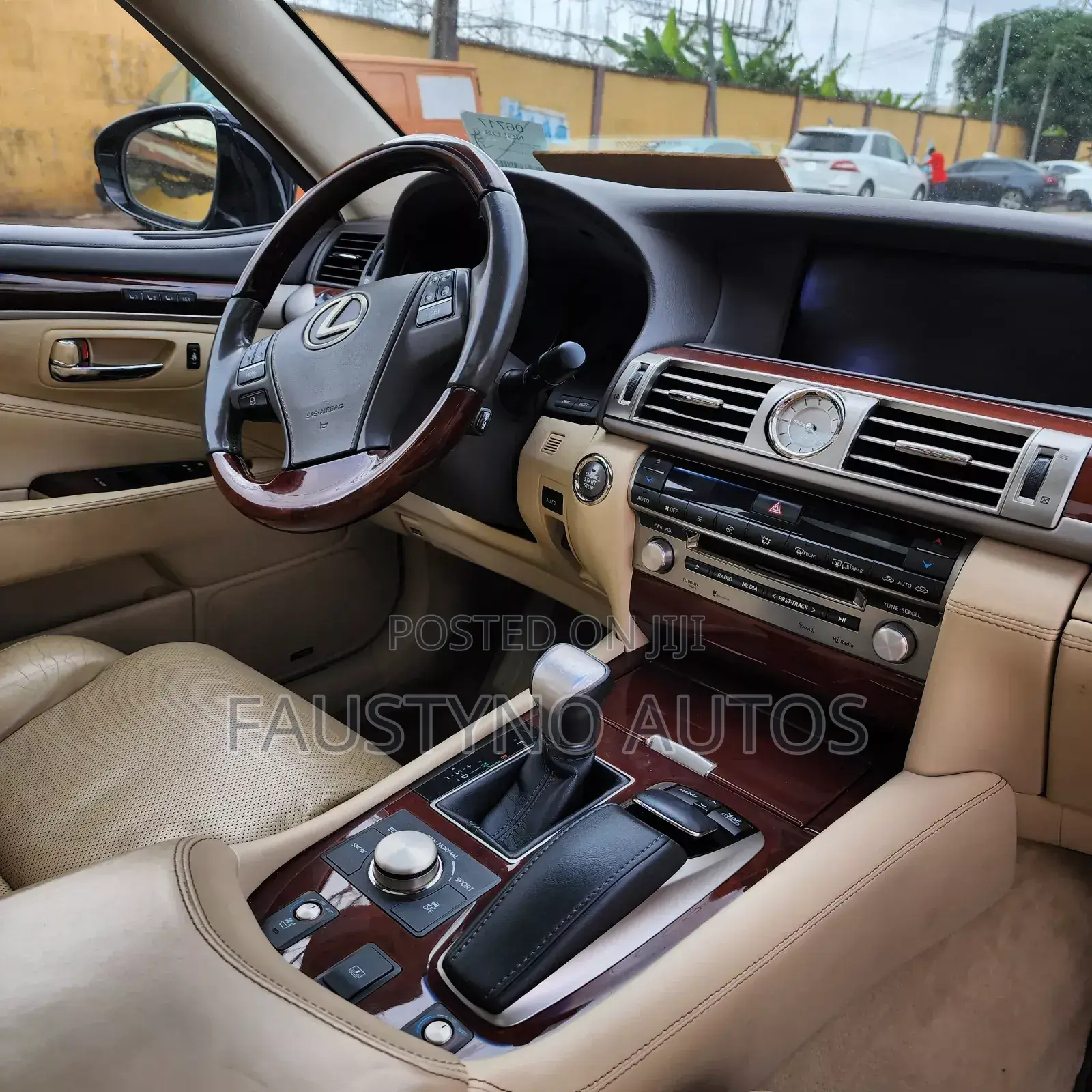 Lexus LS 2015 Black