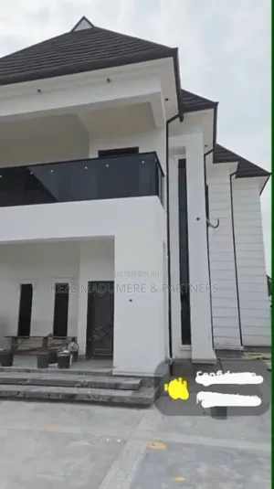 4bdrm Duplex in Gated Estate Sars for sale