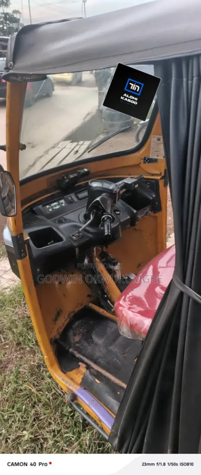 Bajaj Boxer 2020 Yellow