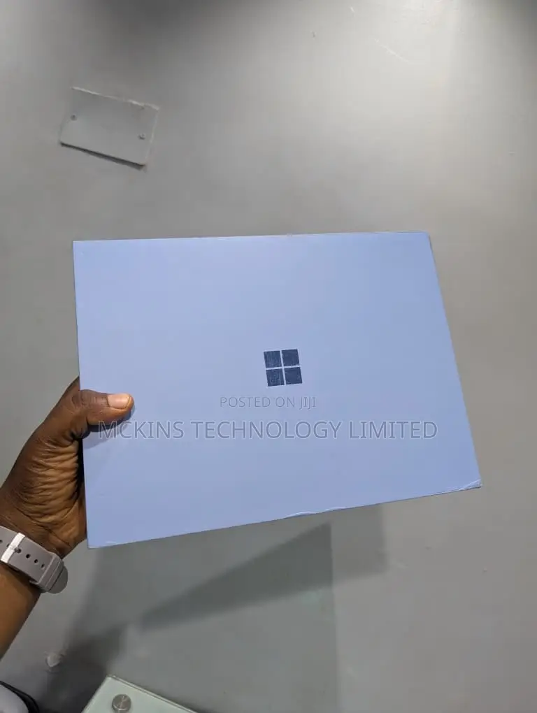 New Microsoft Surface Pro 11th Edition, a Copilot+ PC 16GB SSD 512GB