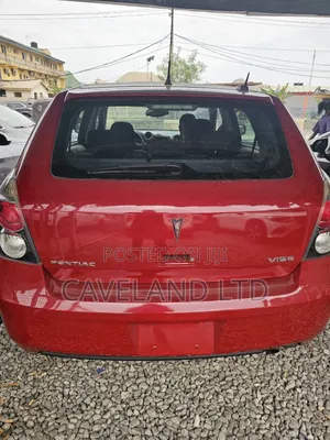 Pontiac Vibe 2009 Red