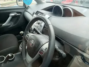 Toyota Corolla 2011 Silver