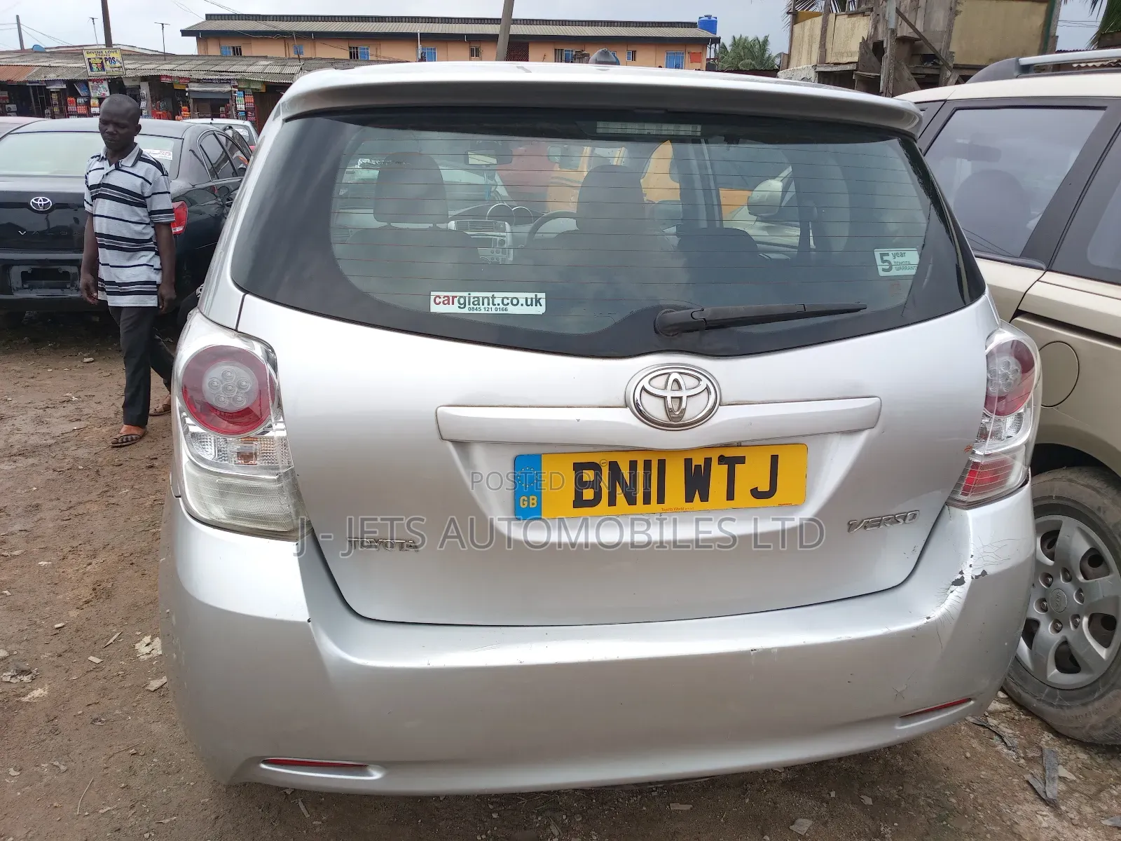 Toyota Corolla 2011 Silver