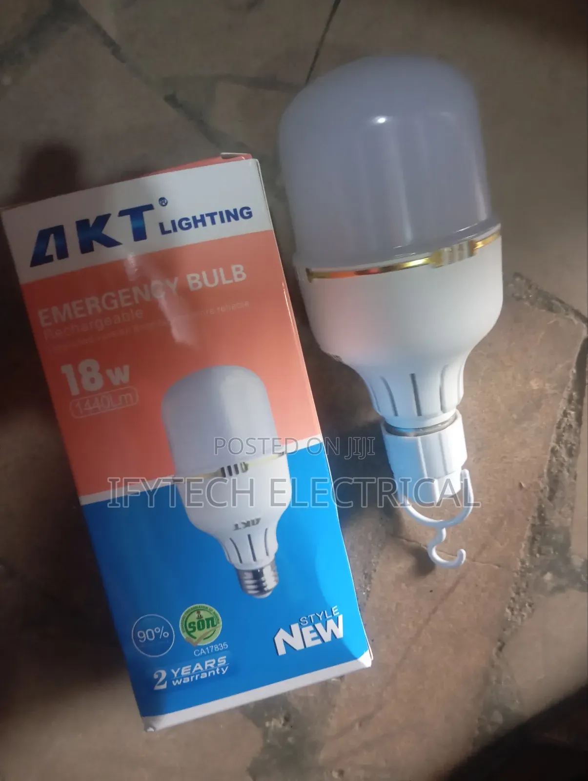 Akt Emergency Rechargeable Bulb