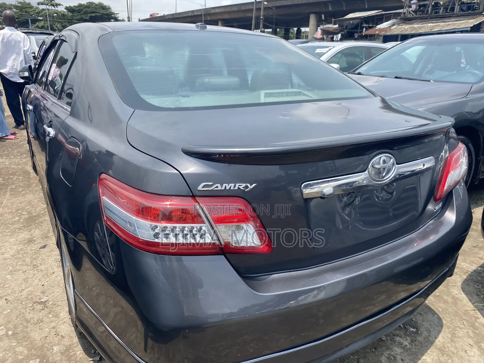Toyota Camry 2011 Gray