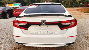 Honda Accord Sport 2.0T 2020 White