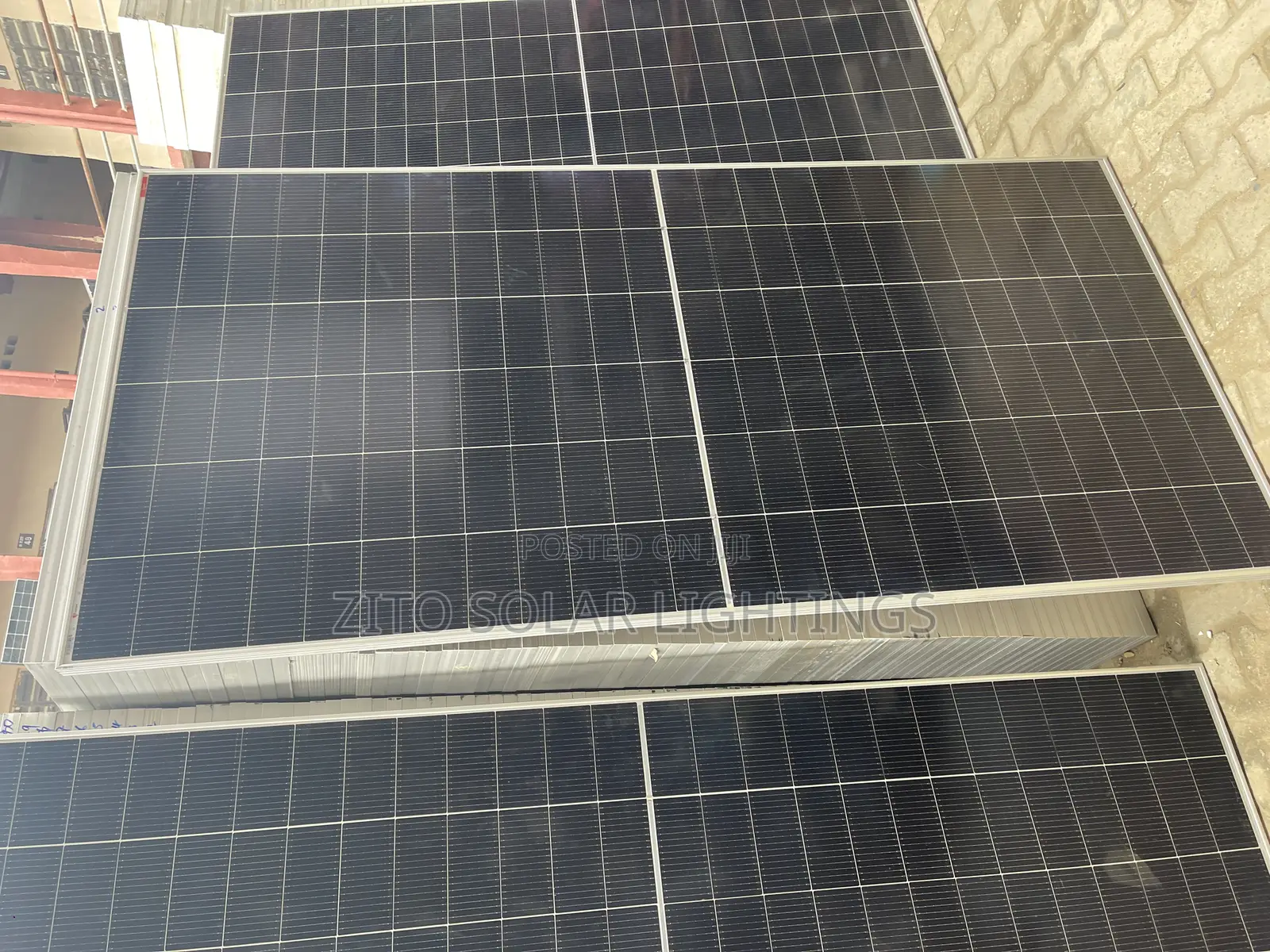 650w Jinko Solar Panel
