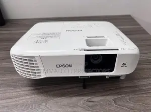 Brand New Epson Projector Powerlite109w Lagos, Cotonu , Benin , Abuja