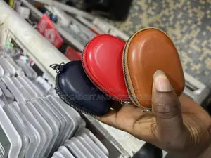Keychain Change Wallets Hook Earphone Case