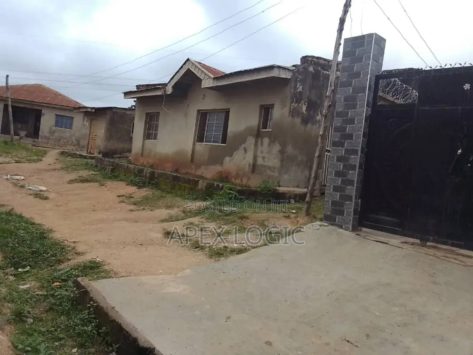 2 Bed Room Bongalo