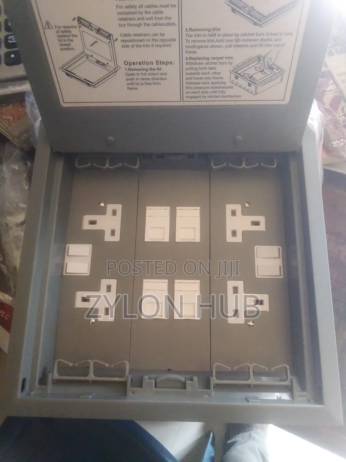 Floorbox With 4power 4 Data Multi Socket