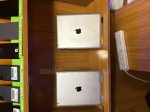 Apple iPad 4 Wi-Fi 32 GB Silver