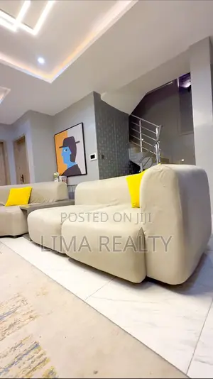 Luxury You Bed Duplex