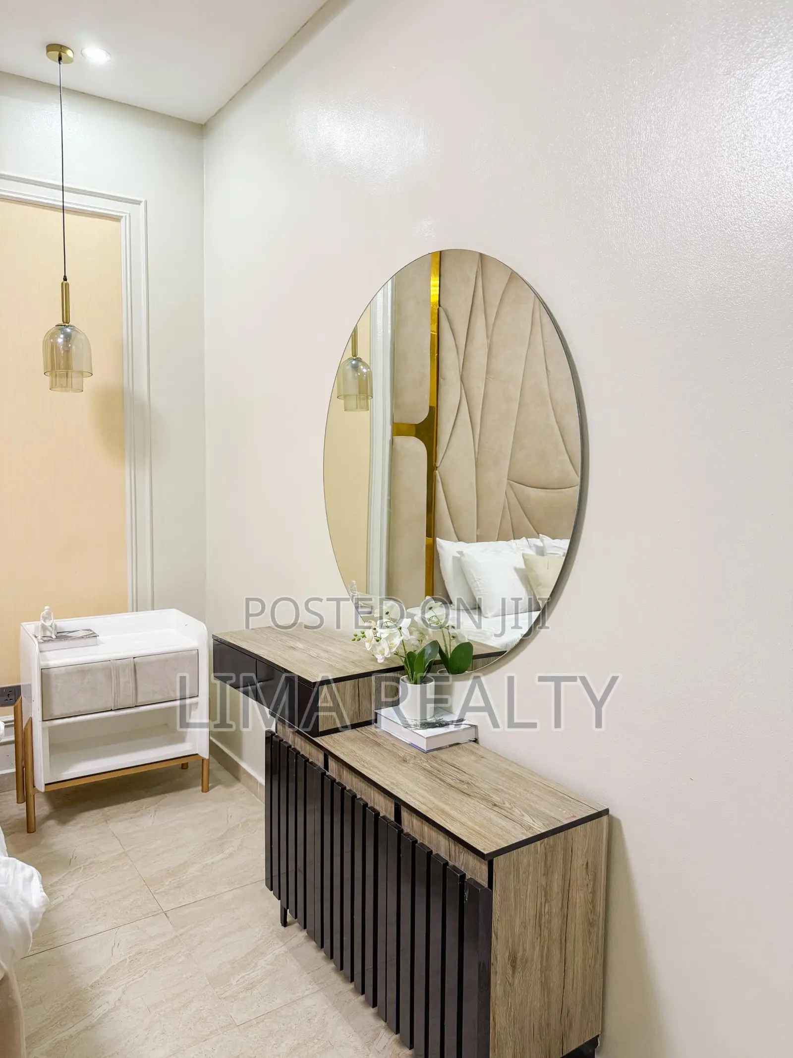 Luxury You Bed Duplex