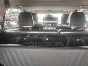 Toyota RAV4 Limited 4dr SUV (2.5L 4cyl 6A) 2015 Silver