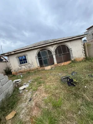 3bdrm Bungalow in Ayobo for sale