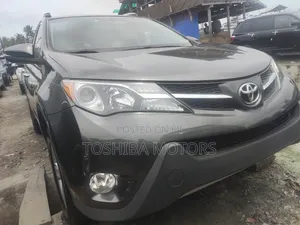 Toyota RAV4 LE 4dr SUV AWD (2.5L 4cyl 6A) 2015 Gray