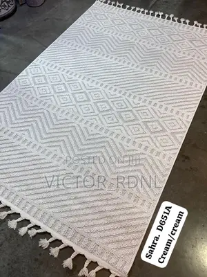 Standard Quality Center Rug