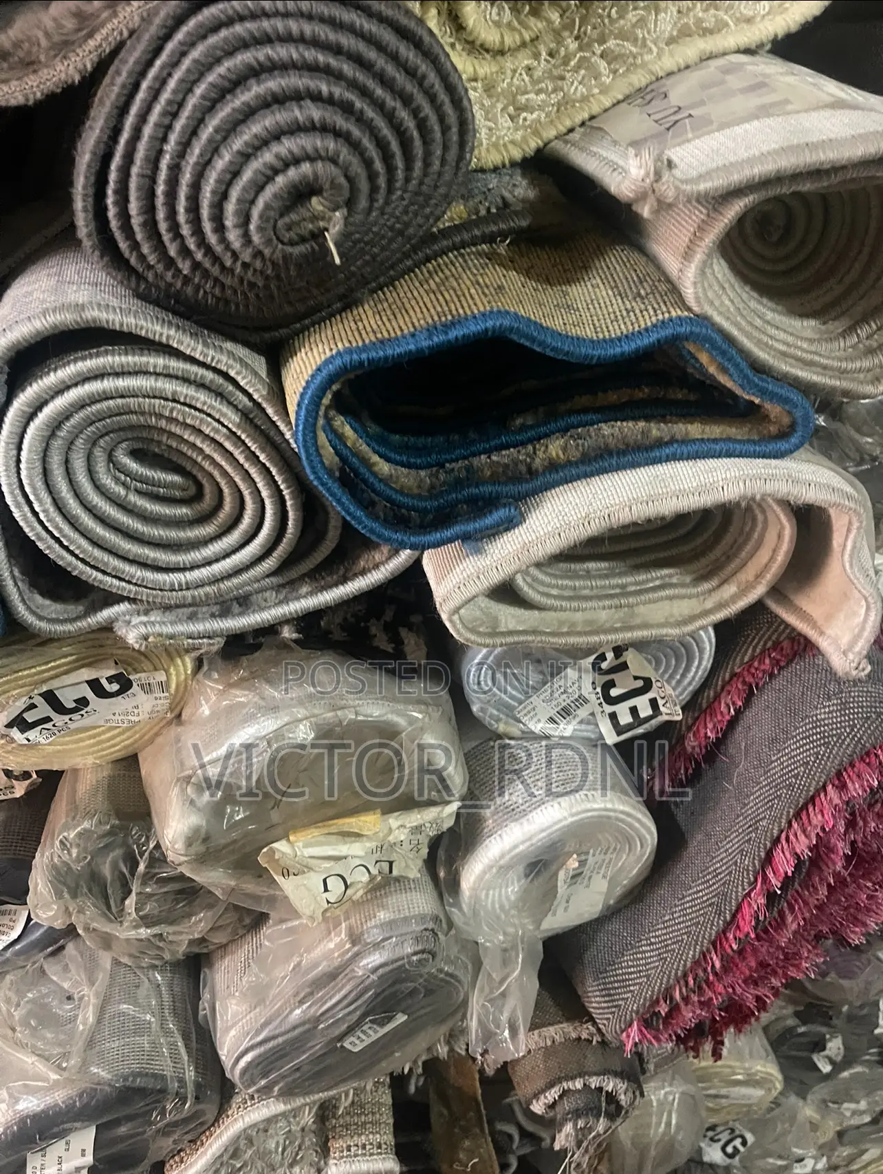 Standard Quality Center Rug