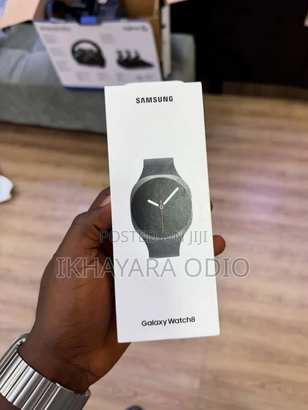 Watchison 8