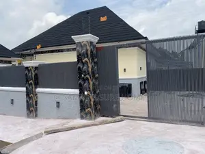 3bdrm Bungalow in Efab Queens Estate for sale