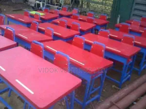 School Desk With Chairs for Class Rooms and Halls