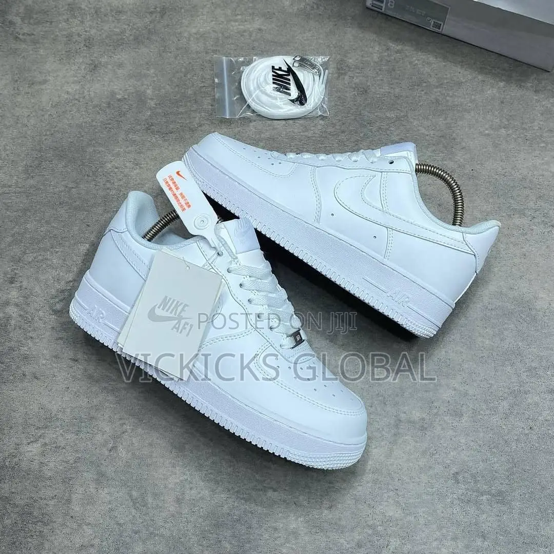 Nike Air Force 1 Sneakers