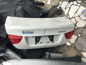 BMW E90 Boot/Trunk