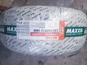235/45r18 Maxxis Tyre