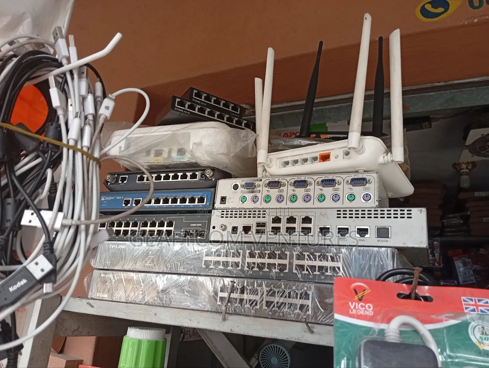 Internet Switches and Routers