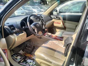 Toyota Highlander 2010 Black