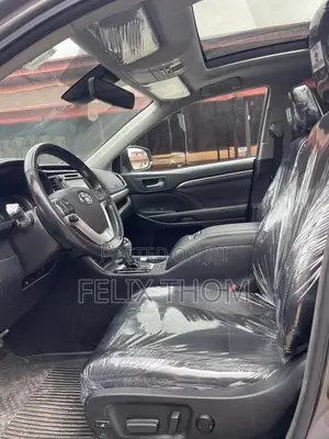 Toyota Highlander Limited Platinum 4x2 V6 (3.5L 6cyl 8A) 2017 Gray