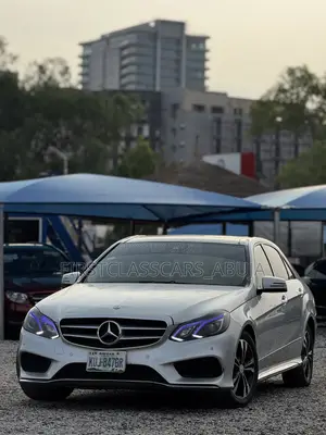 Mercedes-Benz E350 Base 4Matic Wagon AWD (3.5L 6cyl 7A) 2011 Silver