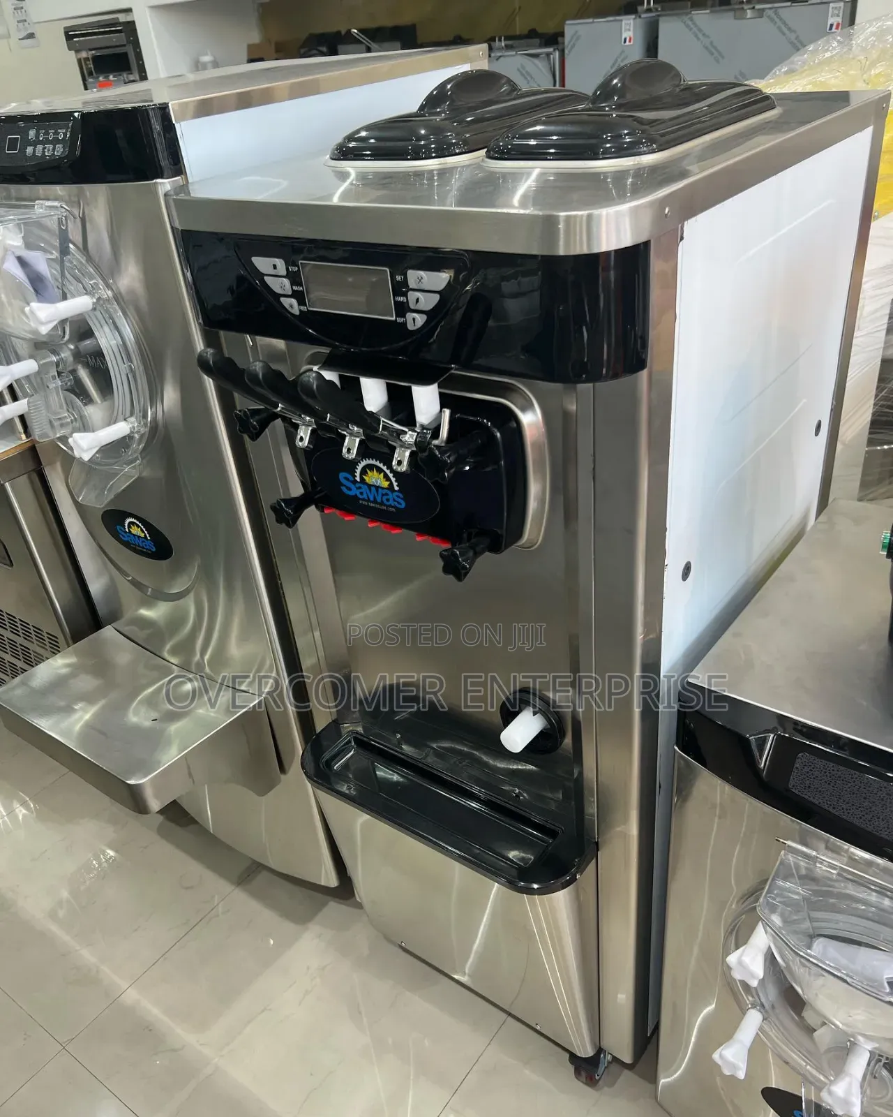Ice Cream Machine 3 Nozzle (Standing)