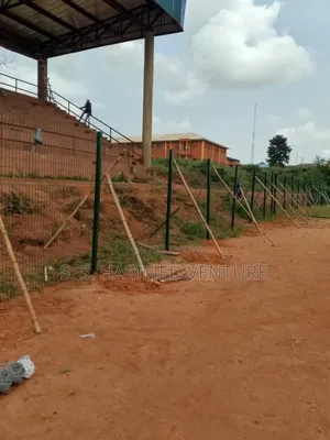 Football Pitch Panels Mesh Fencing Wires