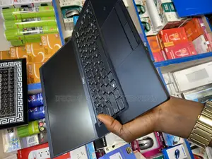 Laptop Dell Latitude 7390 8GB Intel Core i5 SSD 256GB