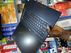Laptop Dell Latitude 7390 8GB Intel Core i5 SSD 256GB