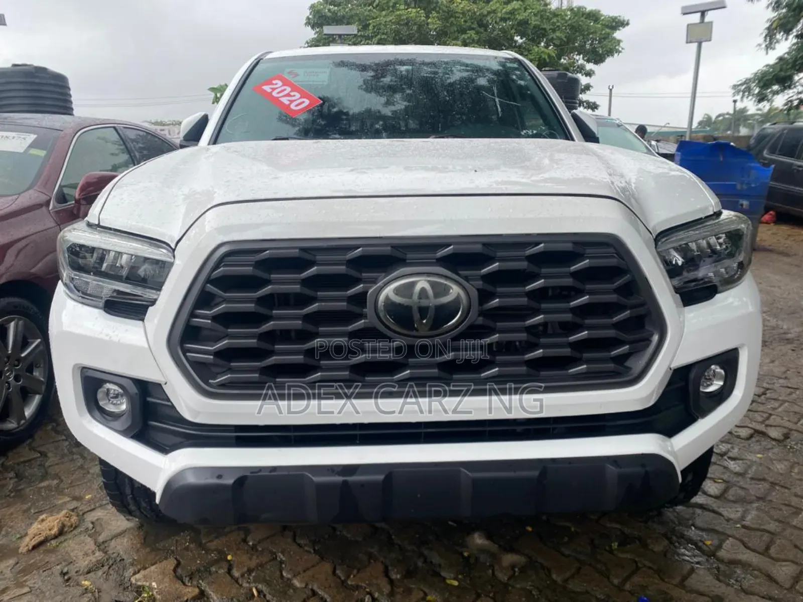Toyota Tacoma 2022 White
