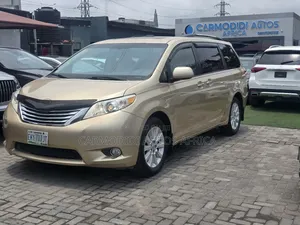 Toyota Sienna Limited 7 Passenger 2011 Gold
