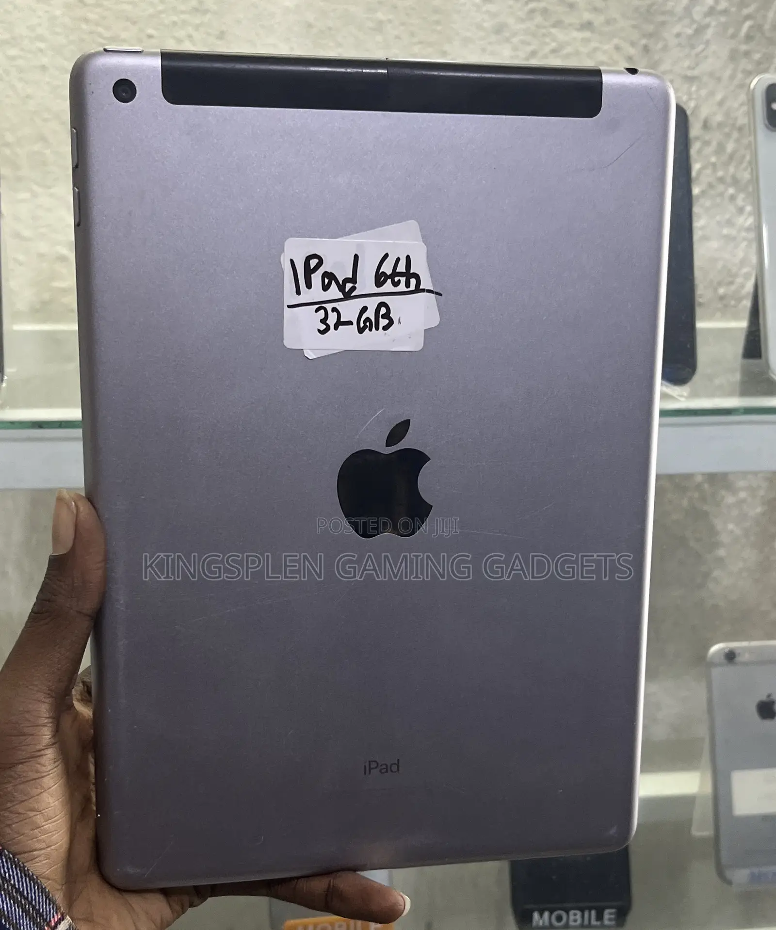 Apple iPad 10.2 (2019) 32 GB Gray
