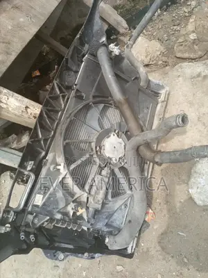 Complete Radiator Ford Taurus 2014