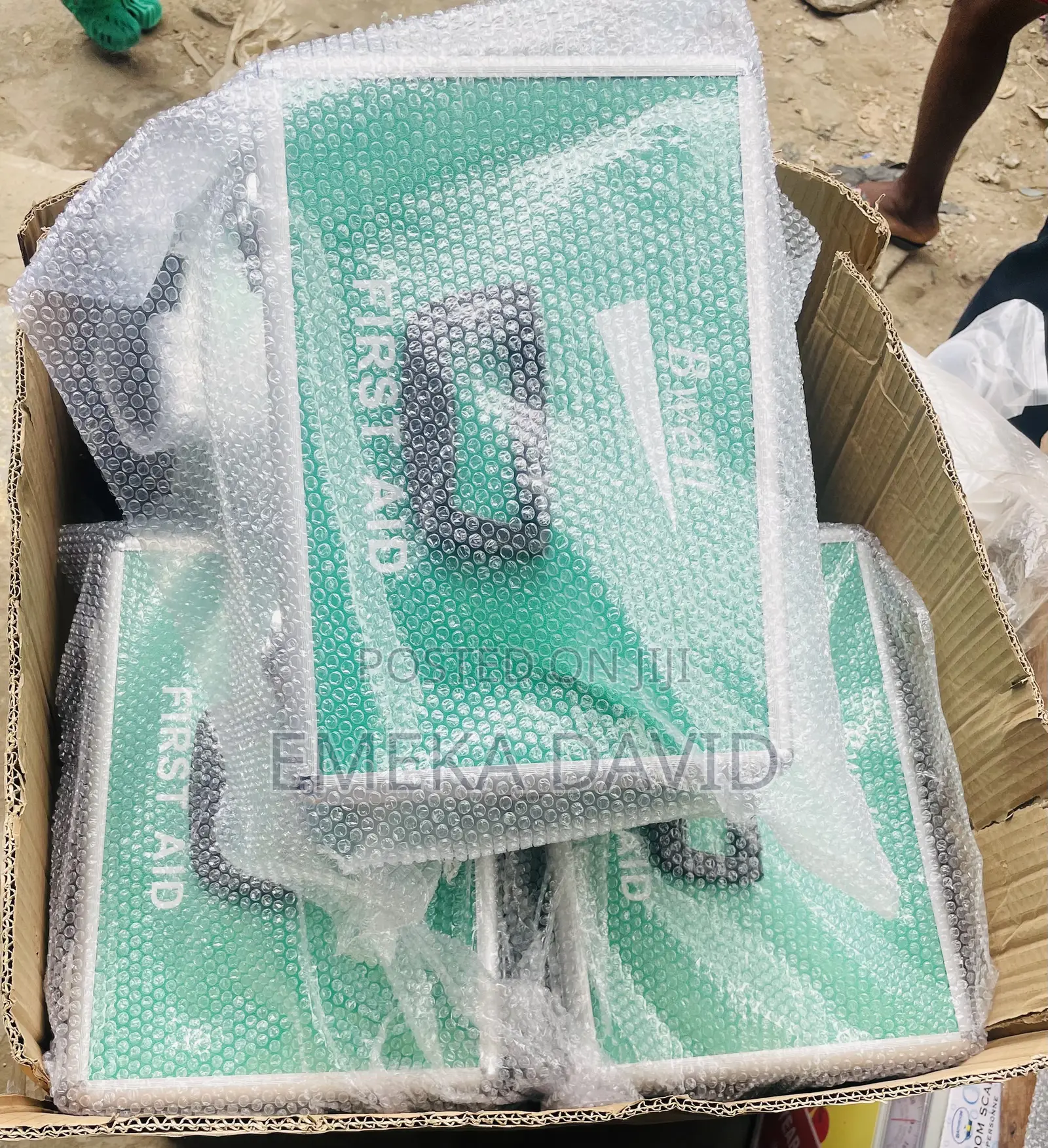 First Aid Kit (Equipped First Aid Box)