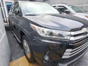 Toyota Highlander Limited Platinum 2019 Black