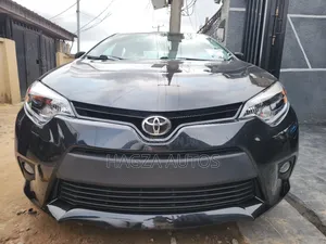 Toyota Corolla LE Premium 4dr Sedan (1.8L 4cyl CVT) 2016 Black