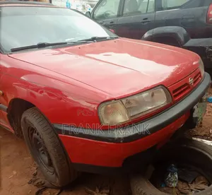 Nissan Primera 2002 Red