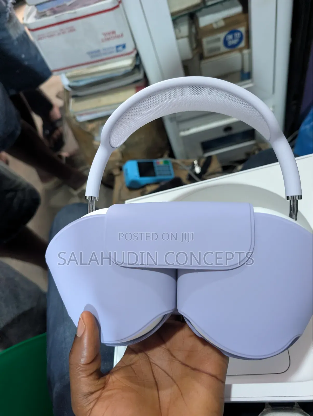 Open Box Airpod Max 2