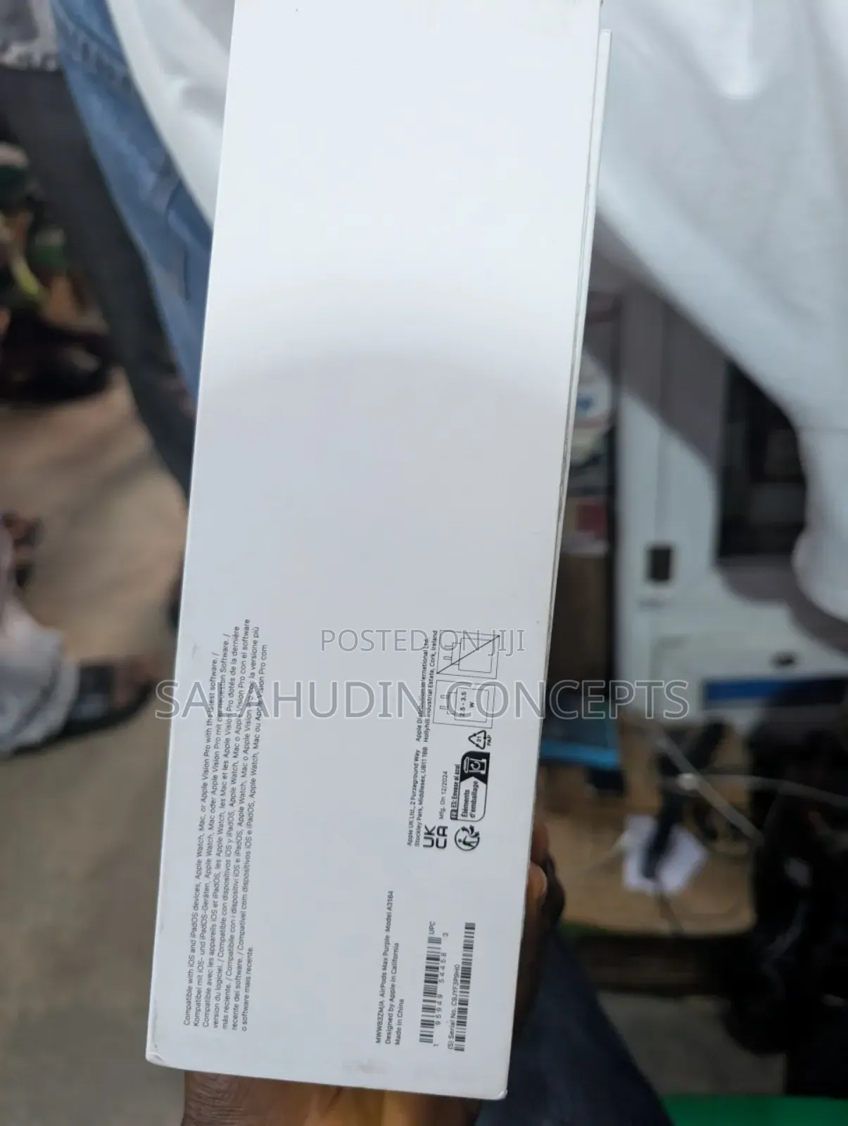 Open Box Airpod Max 2