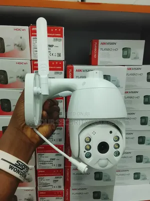 Ubox Solar 4g PTZ CCTV Camera