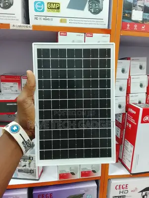 Ubox Solar 4g PTZ CCTV Camera